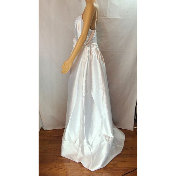 New LULUS Wmn's (L) Dreamy Forever White Taffeta Rosette Maxi Dress with Pockets - Picture 5 of 16